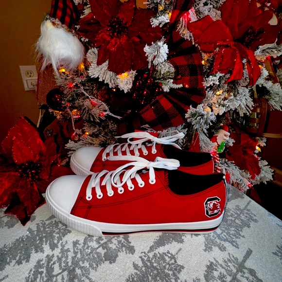 NEW!! Men’s South Carolina  Original Low Top Canvas Sneakers Sz 12 - Picture 1 of 7
